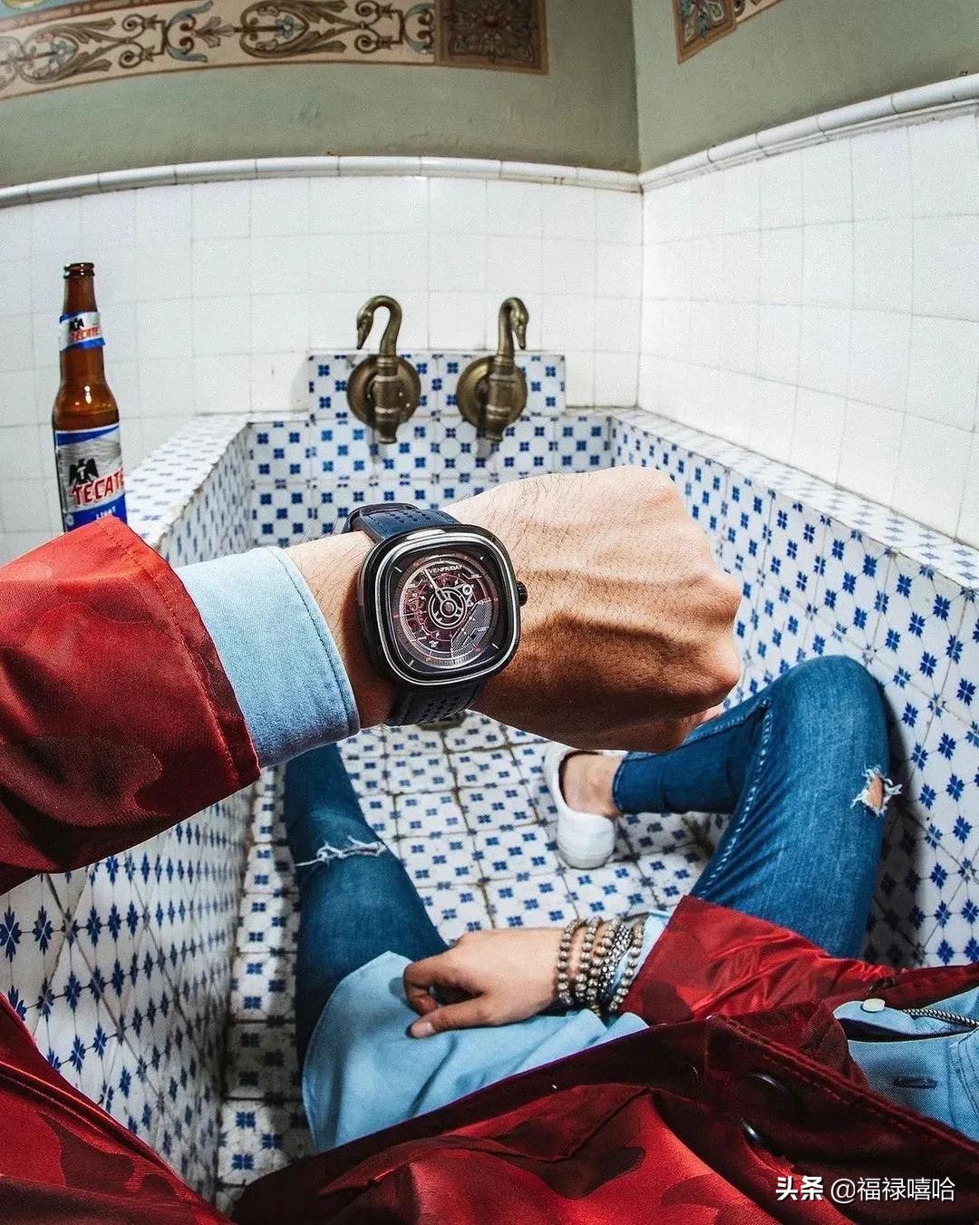 新年相亲加分秘籍|如何从手表分辨这个潮男的“真伪”