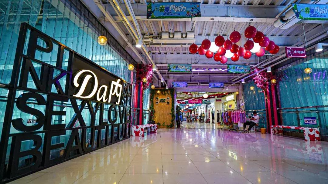 郑州火车站商圈30年，那些大名鼎鼎的品牌去哪里了？