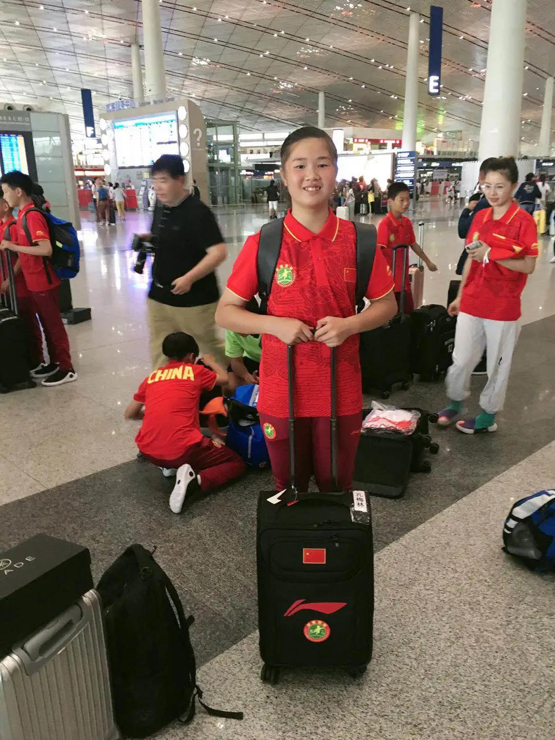 绿茵梦想足球俱乐部,女足校园足球选拔