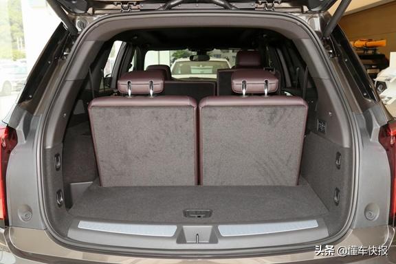 豪华大型三排suv,豪华suv凯迪拉克试驾