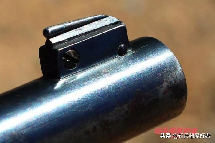 小口径单发装填手枪,世界上第1把全自动的枪