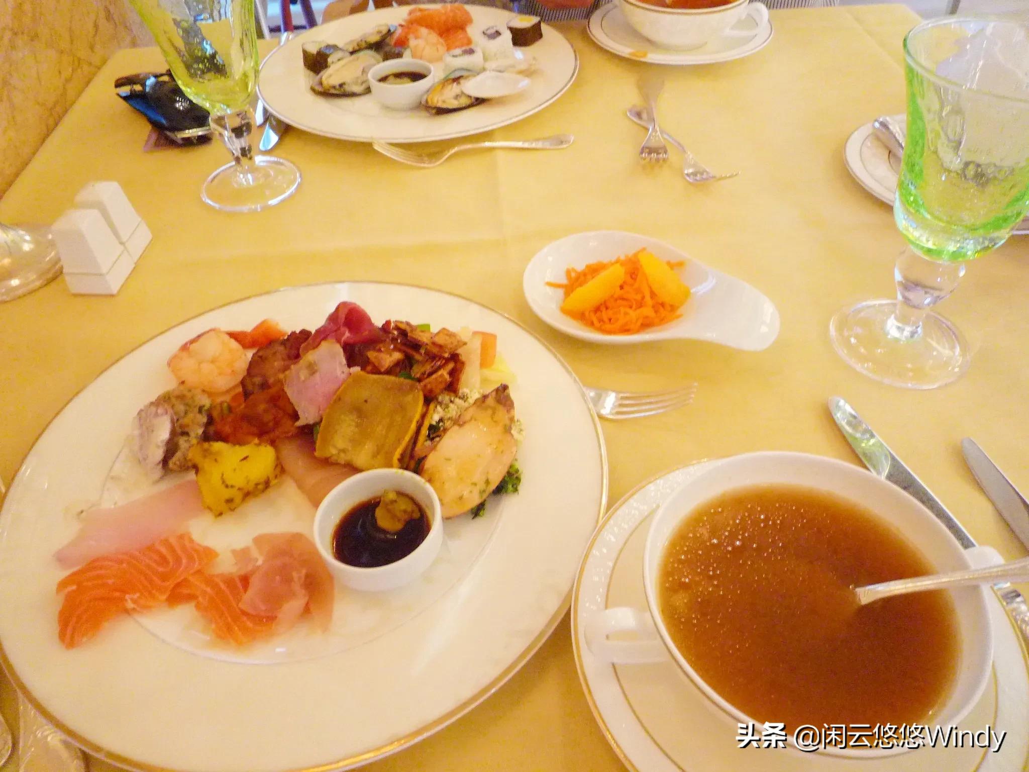 世界最豪华皇家酒店迪拜,八星级酋长皇宫酒店下午茶