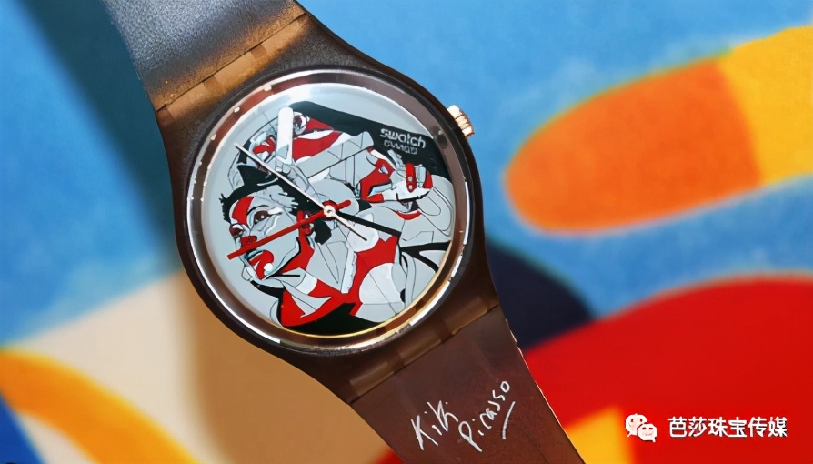 村上隆联名表出圈，谁说打工人配不上艺术表？