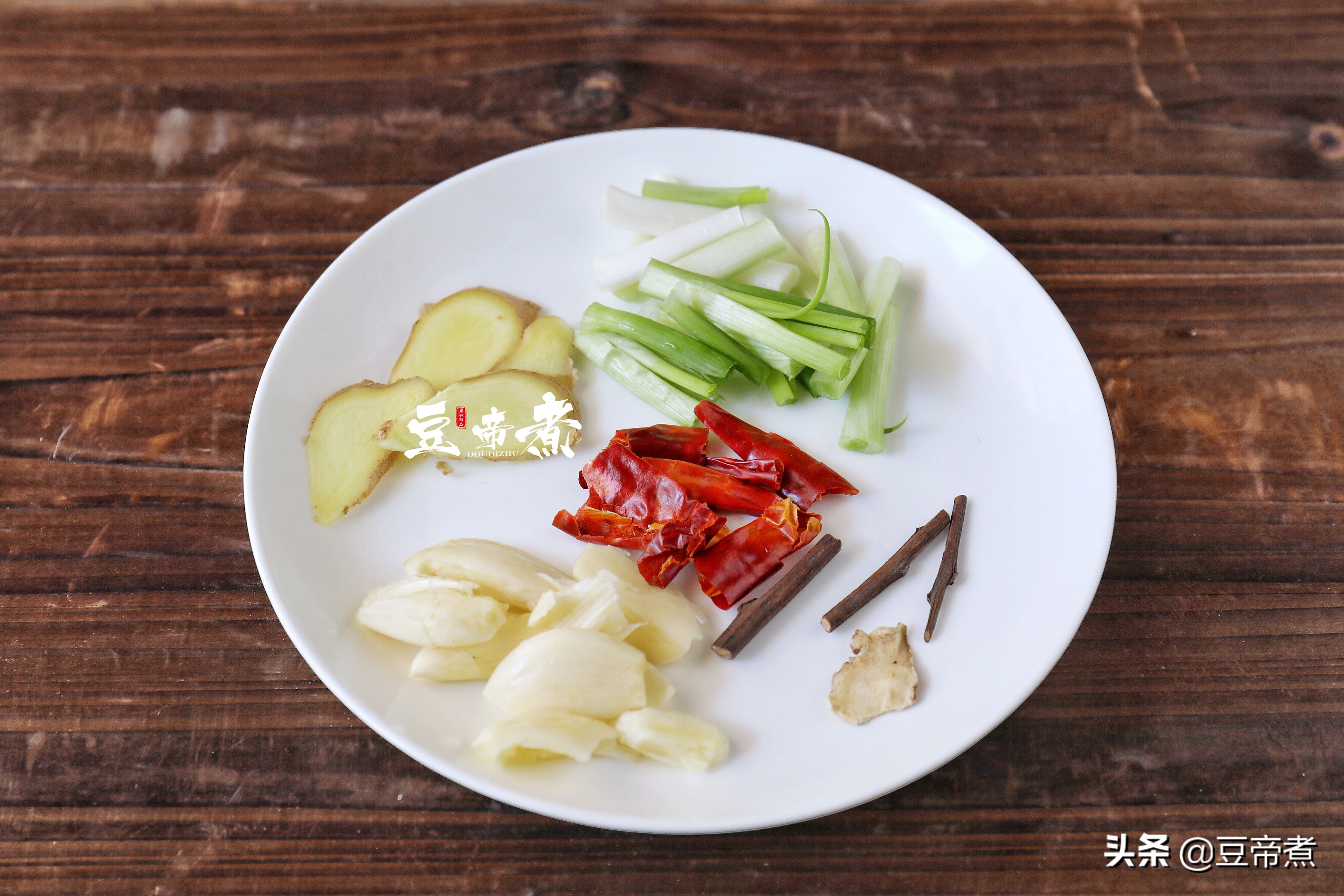 鸡肉最好吃的做法香菇炖鸡肉,板栗鸡肉香菇家常做法大全