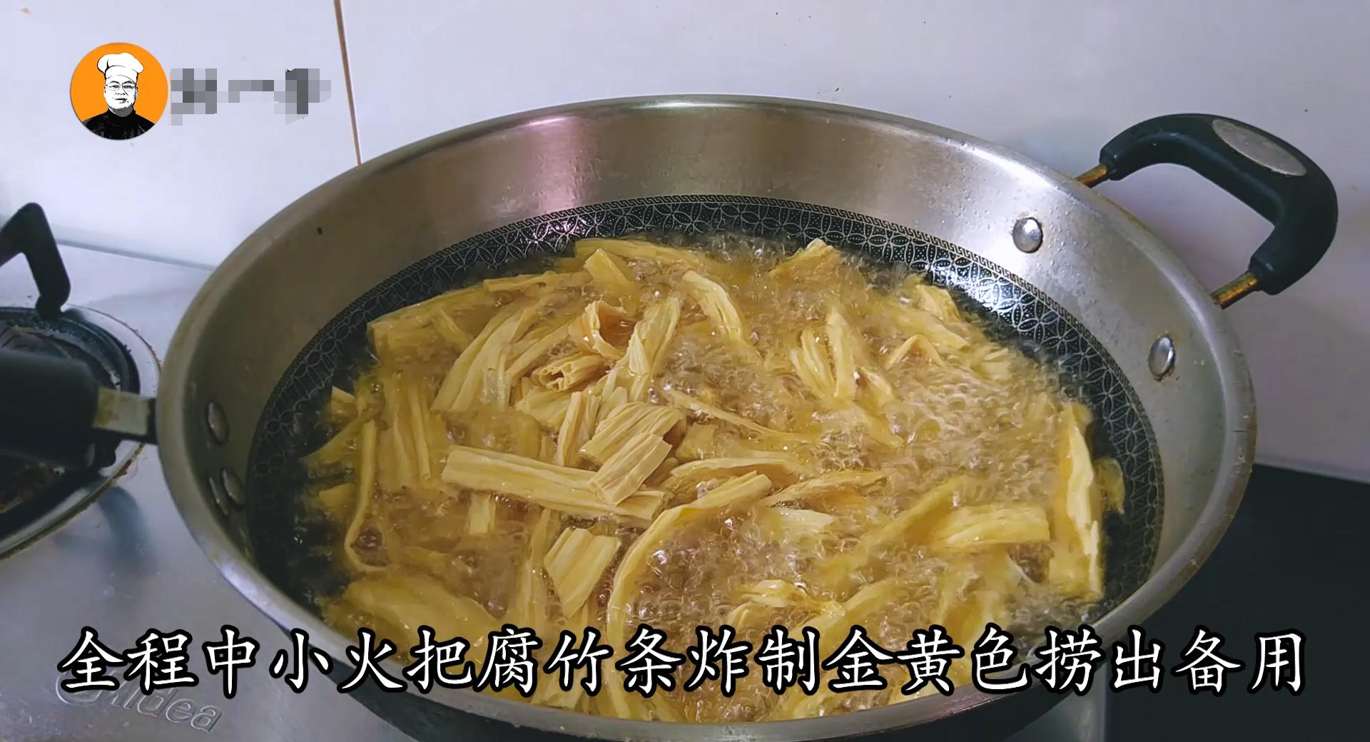 在家自制辣条简单美味又卫生,想吃辣条自己做