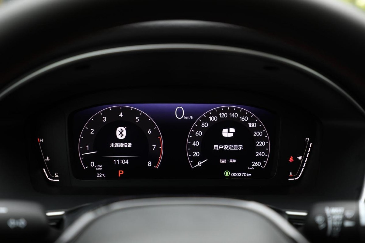 第11代雅阁出来了大号思域,雅阁和11代思域哪个更值得购买