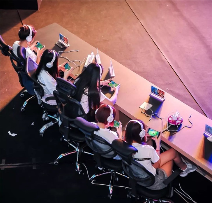 电竞适不适合女生,女生为什么不能玩电竞