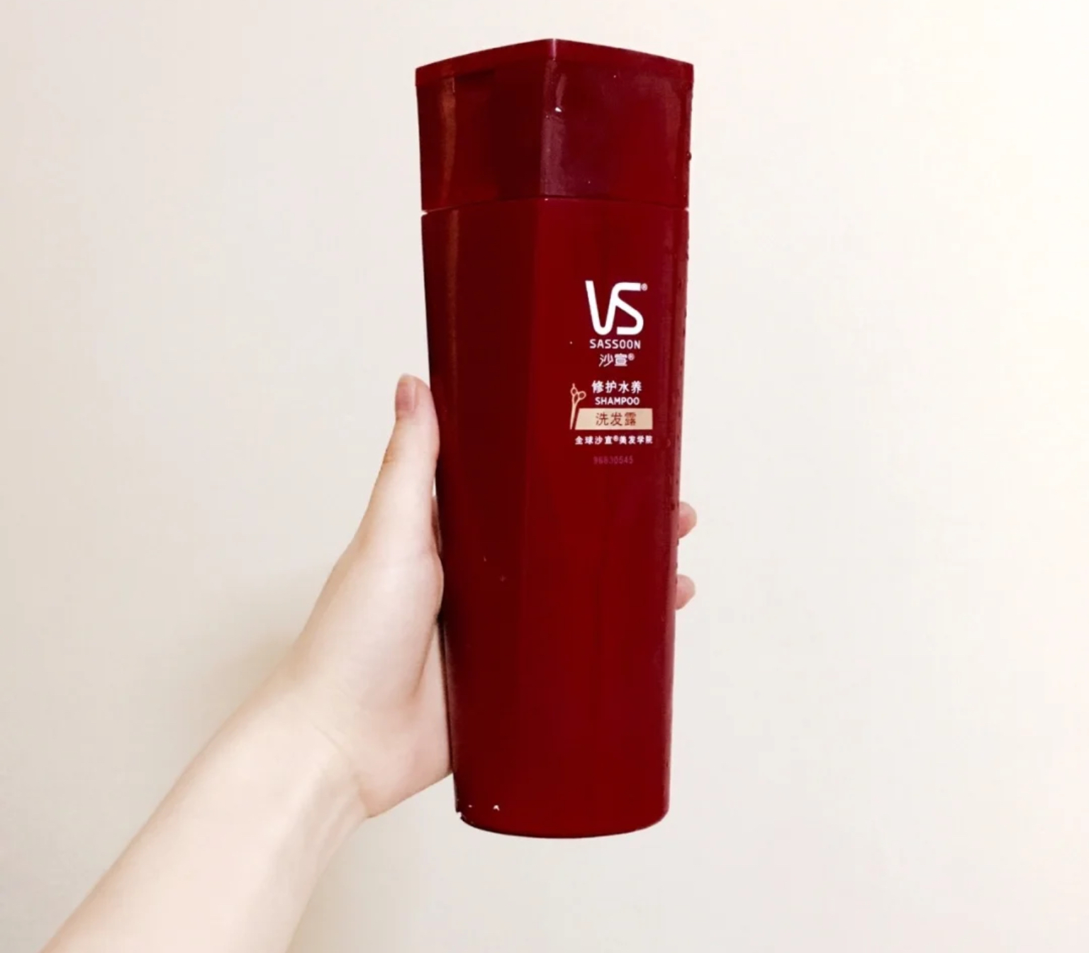 脱发有头皮屑用什么洗发水,推荐一款真正有效的洗发水