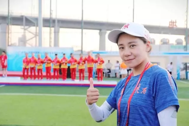 体育故事简短,体育足球故事