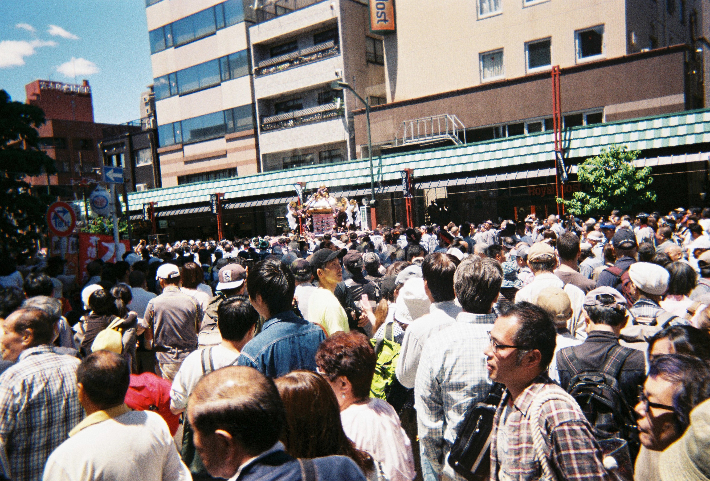富士一次性胶片机可以再装胶片吗,富士一次性防水胶片机教程