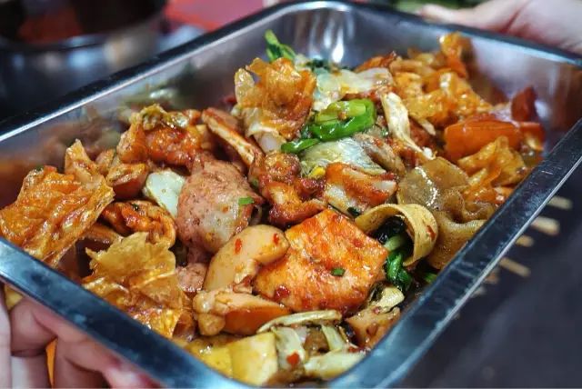 长沙不起眼小吃街推荐,长沙地摊小吃有哪些