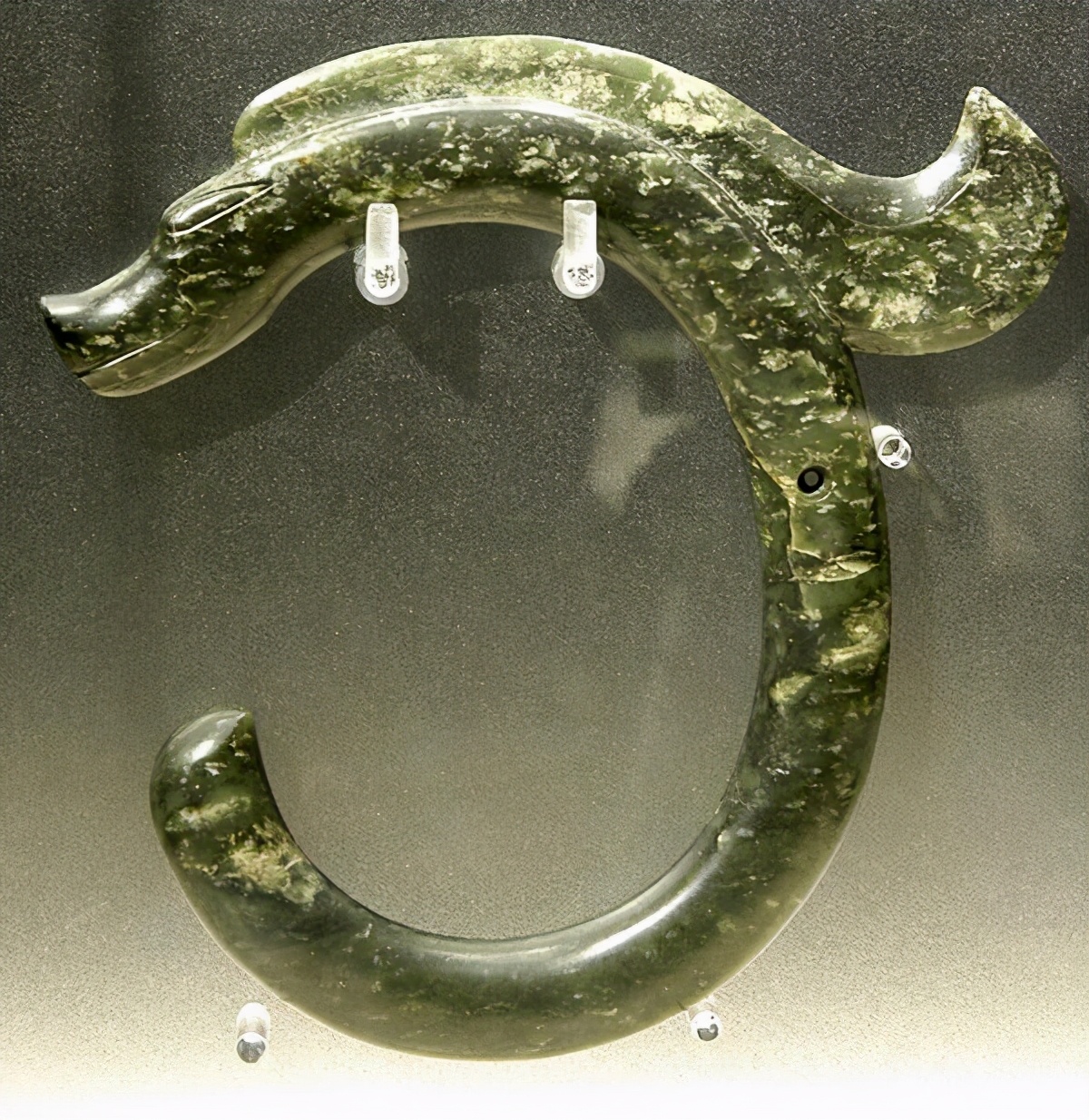 红山文化早于夏朝多少年,红山文化是公元前多少年