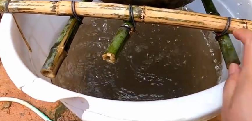 过滤水的简陋方法,水很脏过滤器怎么做