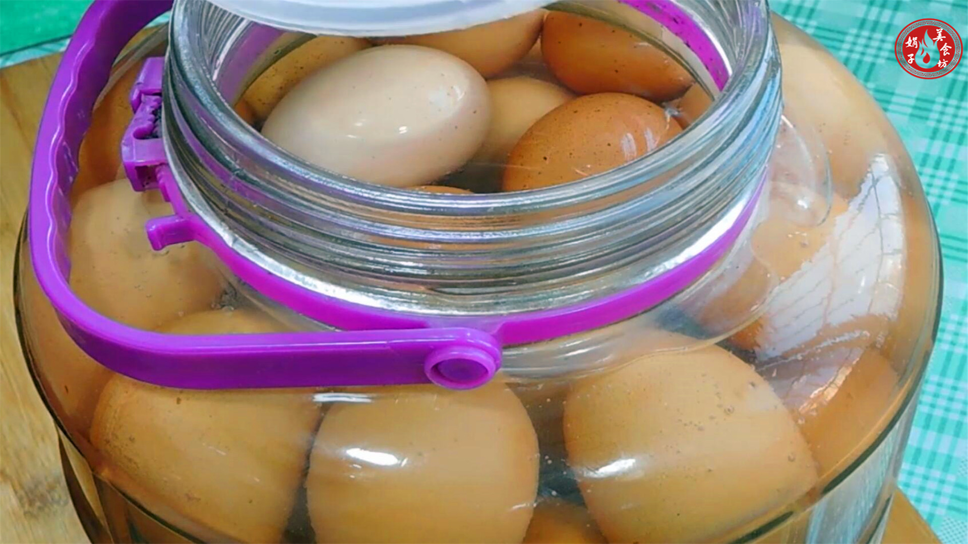 想吃腌的鸡蛋油,用腌鸡蛋的料怎么腌鸡蛋