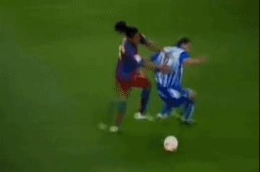 足球精灵罗纳尔迪尼奥得过什么奖,足球精灵罗纳尔迪尼奥的技巧