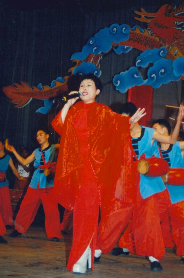 一座有光影又有历史的老厂――四川长征制药厂