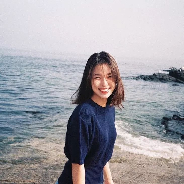 怎么在镜头下笑的好看,如何笑得更真实