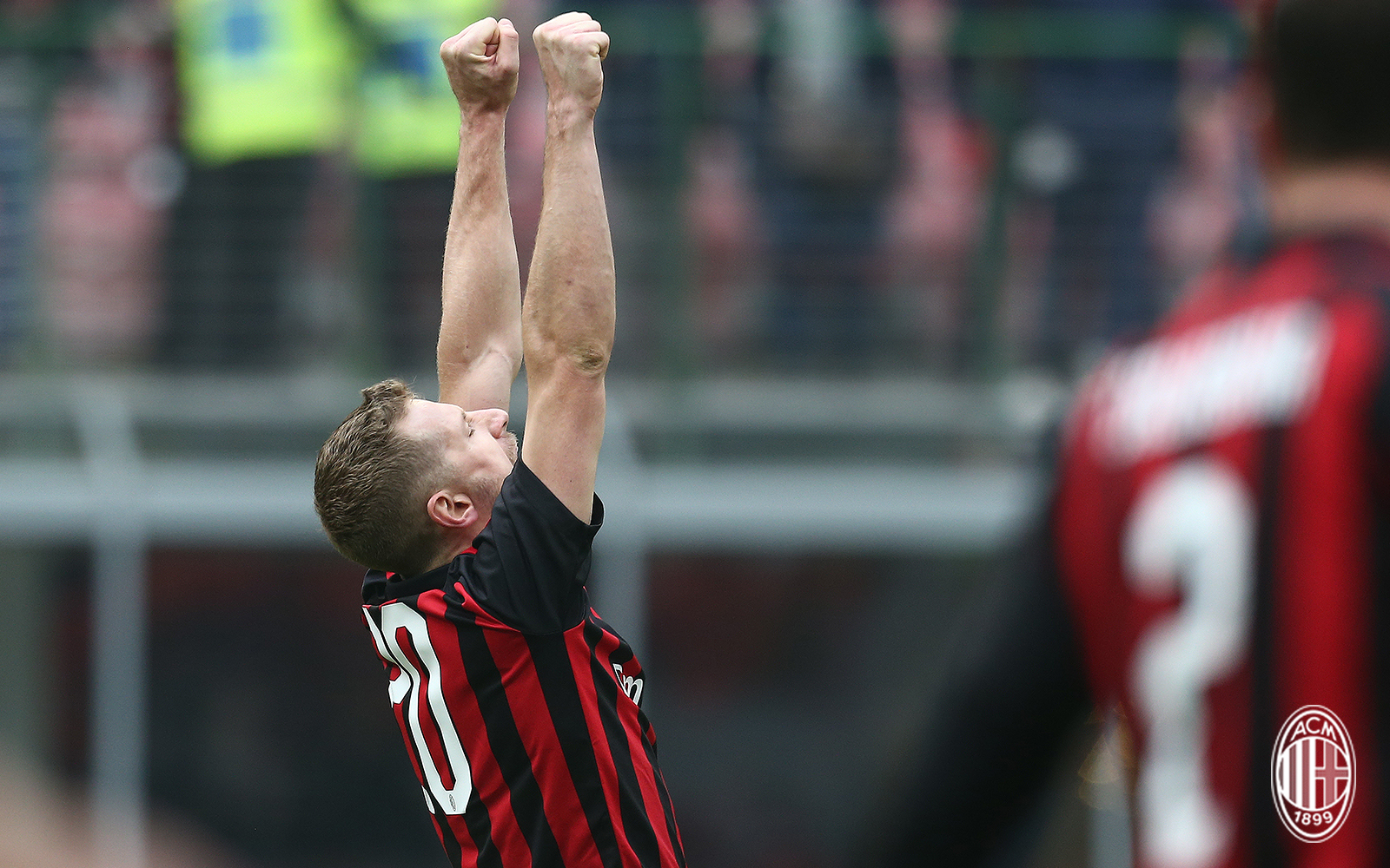 他虽不及马尔蒂尼，但也绝对称得上是一名合格的红黑队长