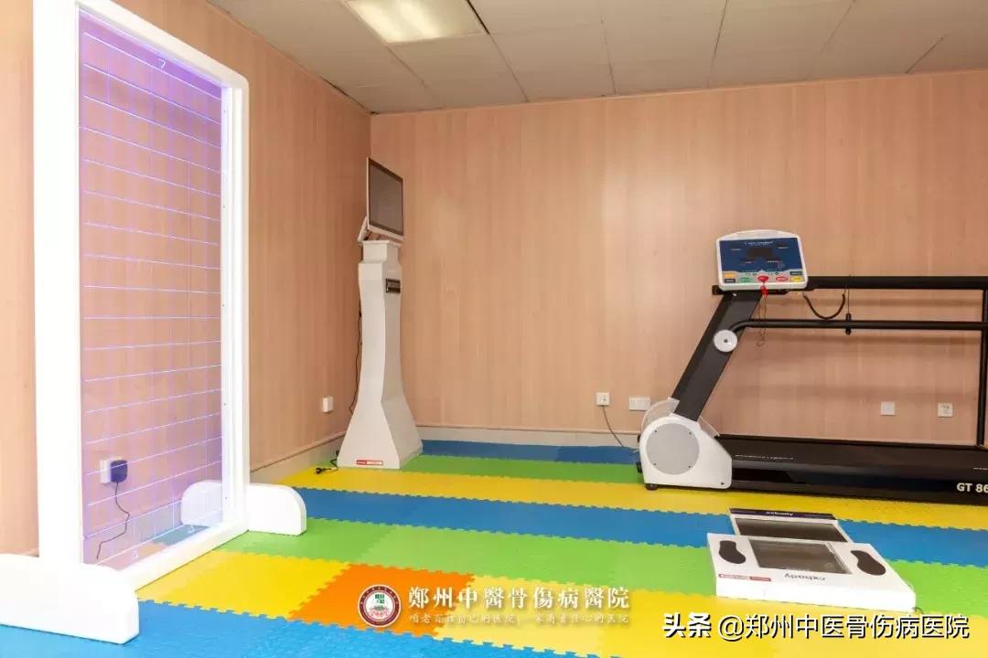 最新技术体测仪,全身肌肉平衡及姿势评估系统