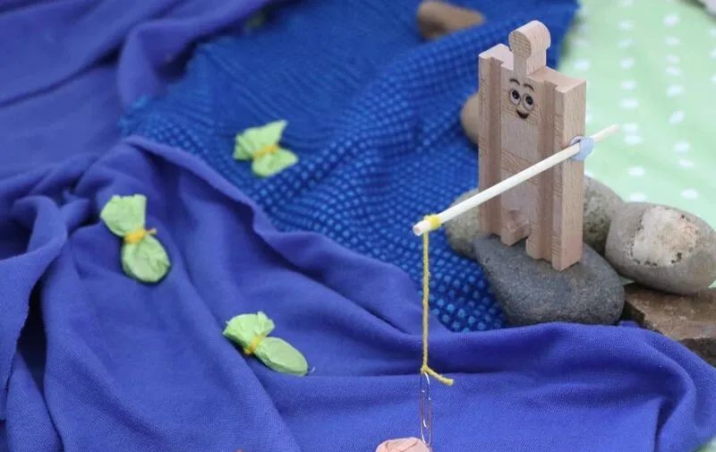 15个人左右玩的小游戏,15个人玩的室内游戏