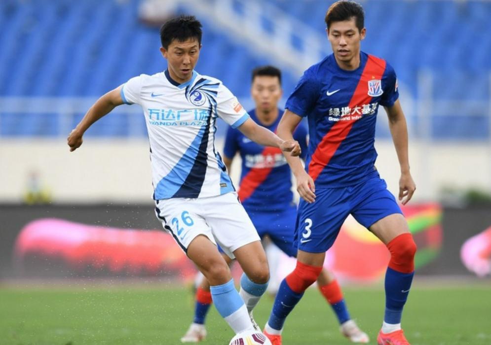 大连青春风暴见效：全华班小将坚守70分钟，重返八冠巅峰不是梦