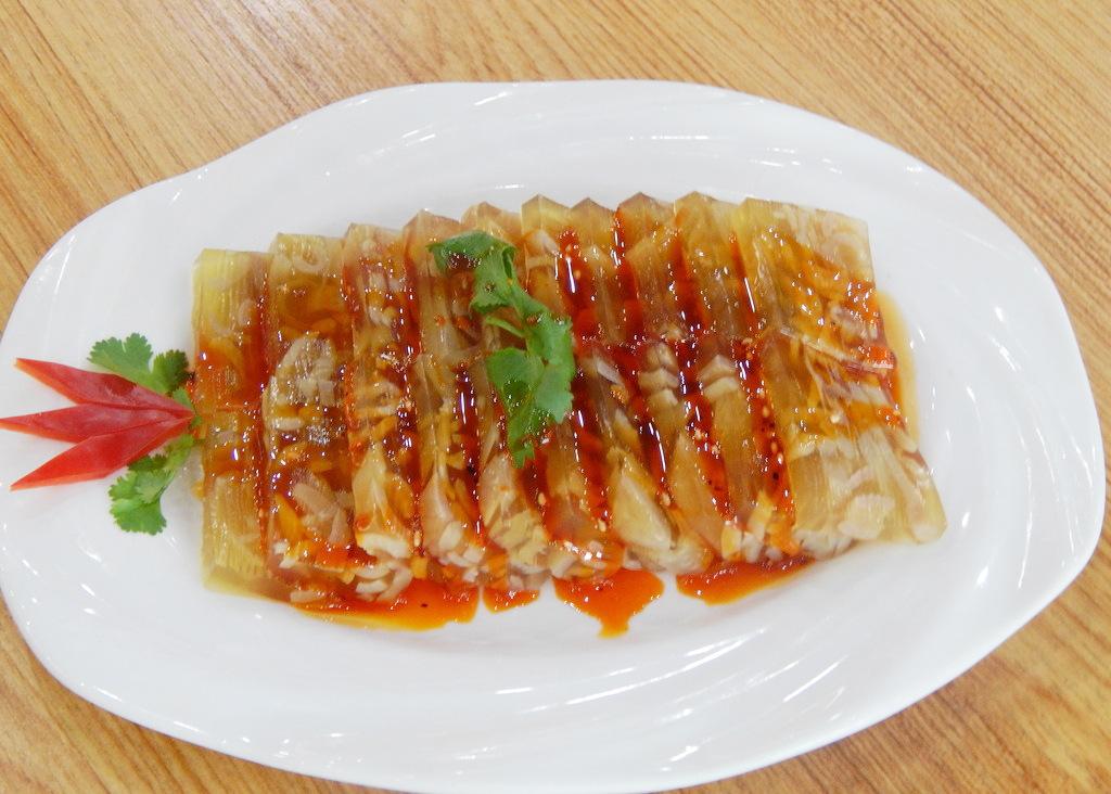 猪皮冻要熬到什么程度,猪皮冻要熬到什么状态才会结成冻