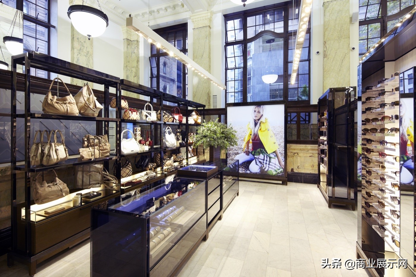 burberry奢侈品奥莱折扣店,博柏利burberry男装