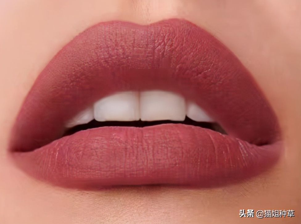 最适合春夏的10支口红显白又显嫩,秋冬爆款口红推荐女款有哪些