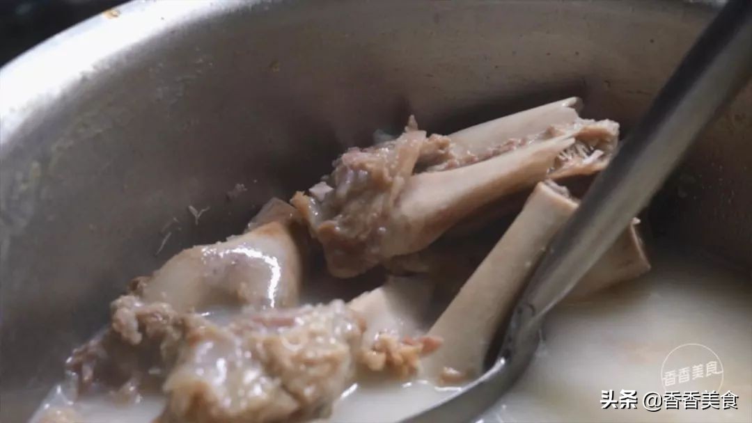 日剧中的酱油拉面,豚骨拉面日本泡面