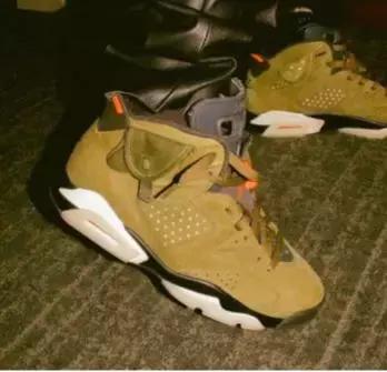 近期潮牌联名售价、鞋款大曝光，你最中意哪一款呢？