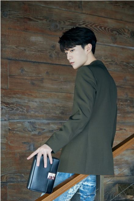 givenchy纪梵希范丞丞,givenchy代言人虞书欣