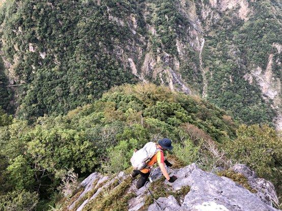 纵横山野的最佳伙伴,德国户外品牌TATONKA塔通卡户外背包实测