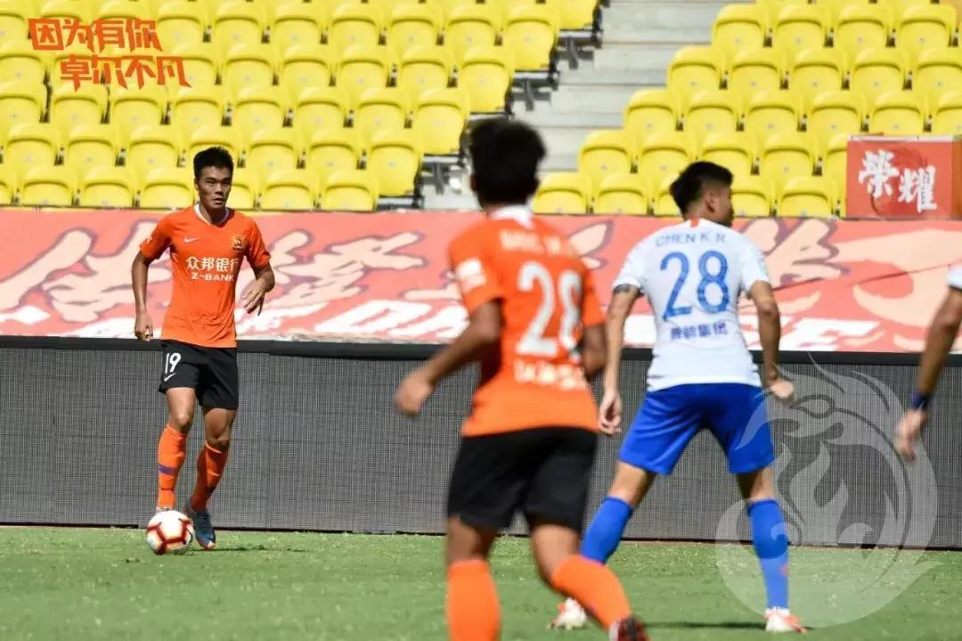 武汉卓尔关注竞争对手赛况,武汉卓尔采访