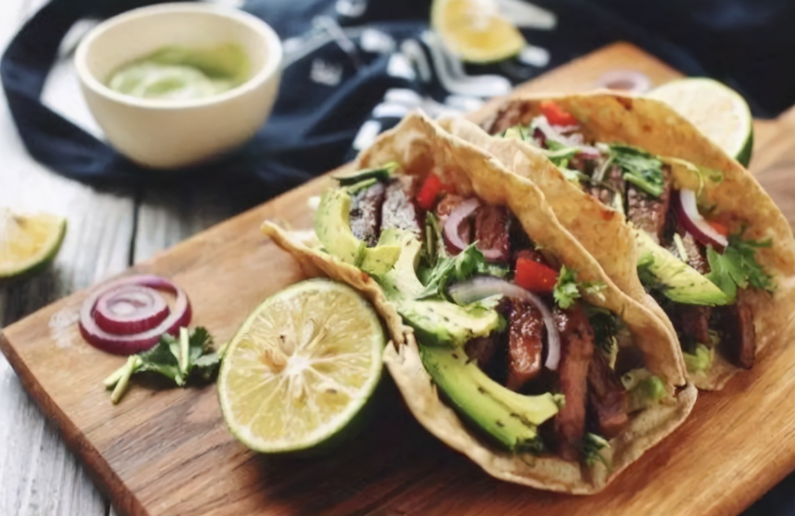 墨西哥是怎样的一个国家,墨西哥是个什么样的国家