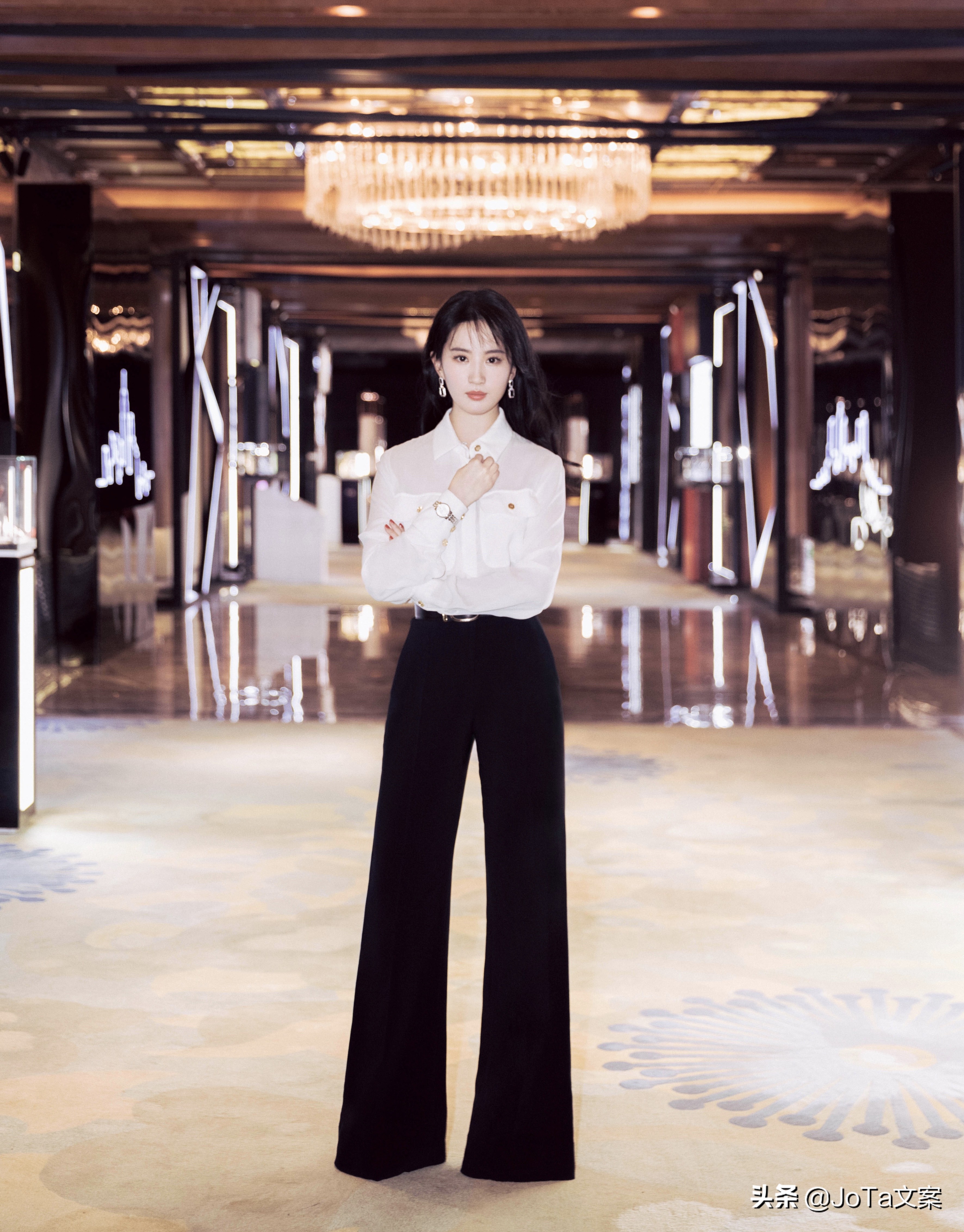 神仙姐姐刘亦菲私服,神仙姐姐刘亦菲仙女裙美呆了