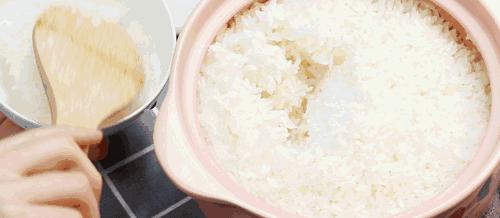 米饭别只加水了教你一招松软香甜,米饭怎么蒸才会又白又香