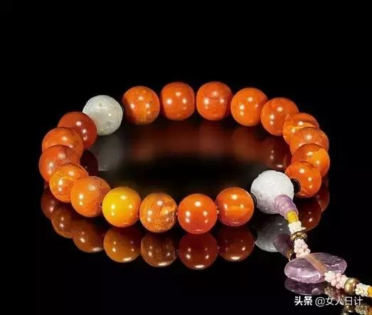 土豪看价值连城的东西,真正的土豪手串