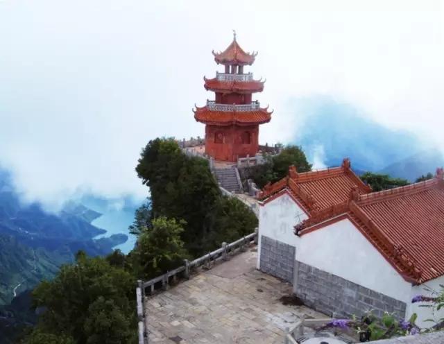 在宜昌的路上最美的风景,去感受大宜昌的美