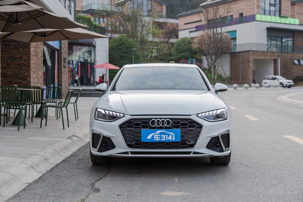 2022款奥迪a4l与2020款有什么区别,奥迪a4l2020款45tfsiquattro