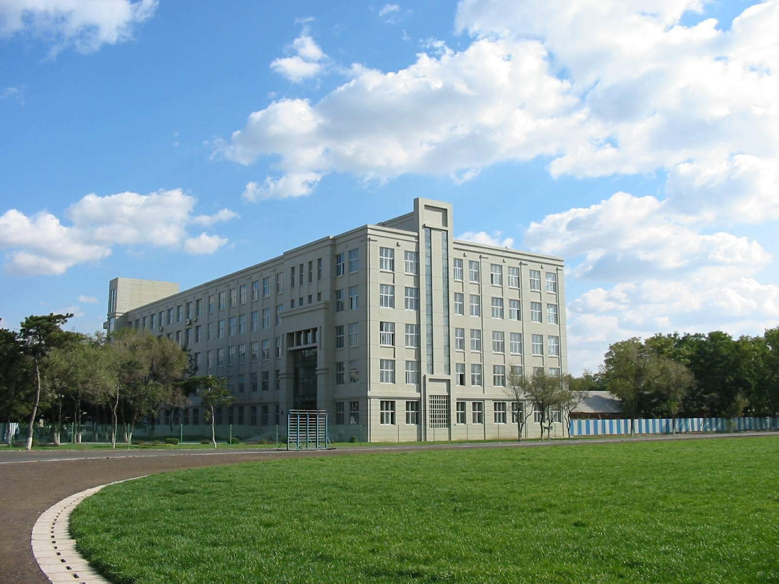 东北大学优势学科、特色专业及报考注意事项