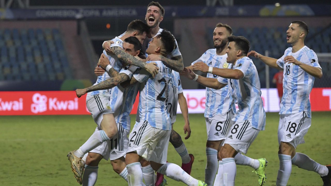 美洲杯梅西对迪马利亚说了什么,美洲杯夺冠梅西迪马利亚