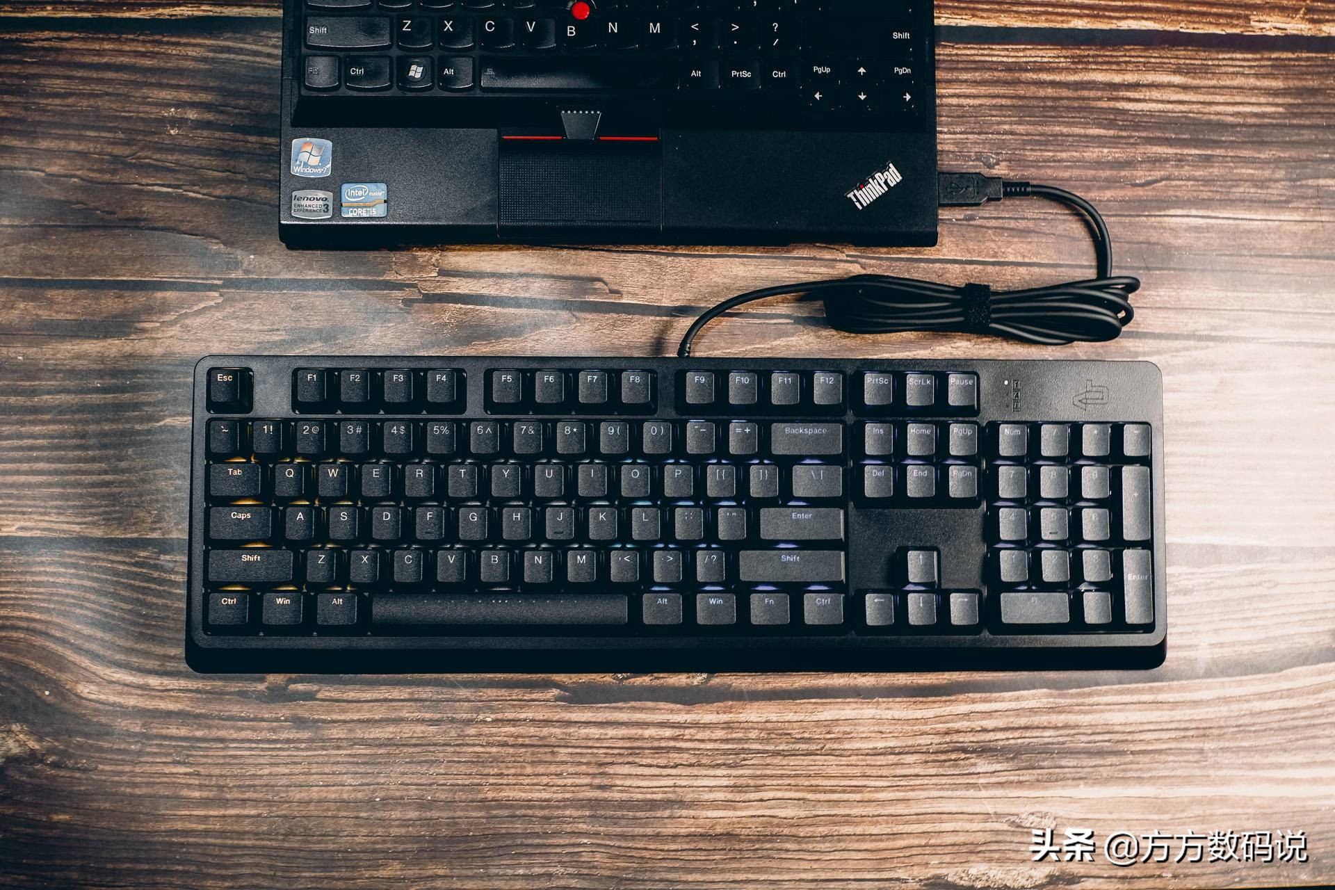 ikbcr300键盘白光和蓝光,ikbcr410评测