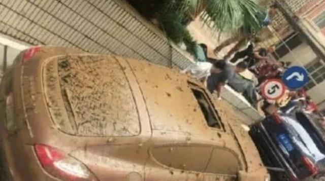 8万一台的泡水保时捷敢买吗,保时捷200万泡过水后还值吗