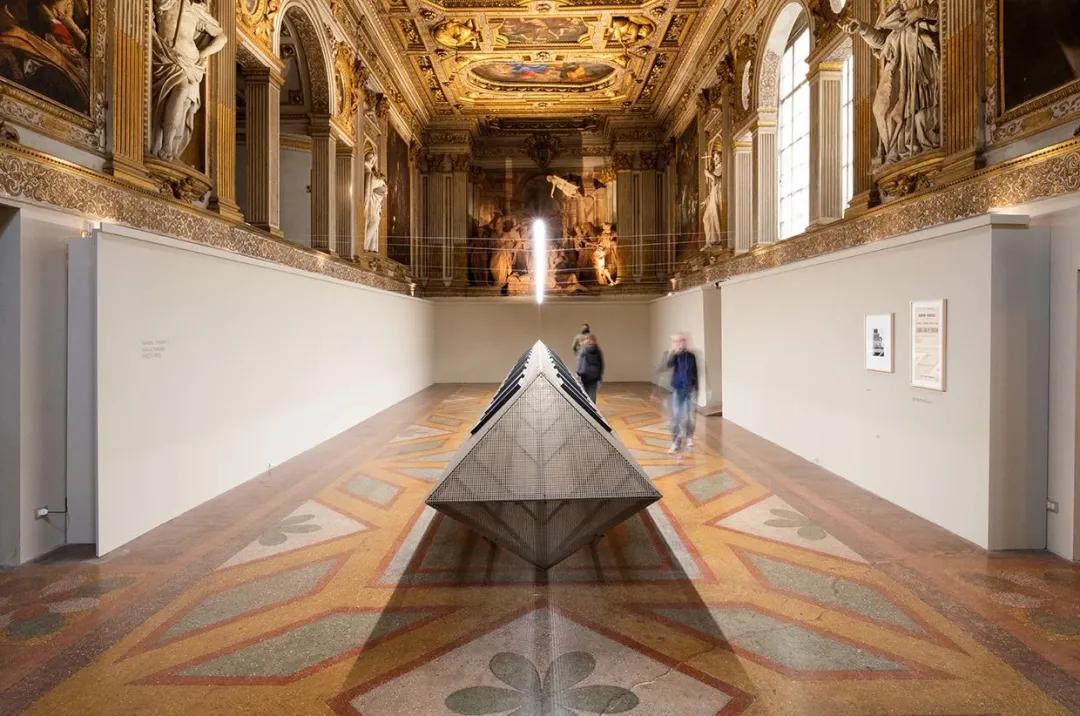 高端轻奢风室内设计,室内顶级设计师轻奢风格