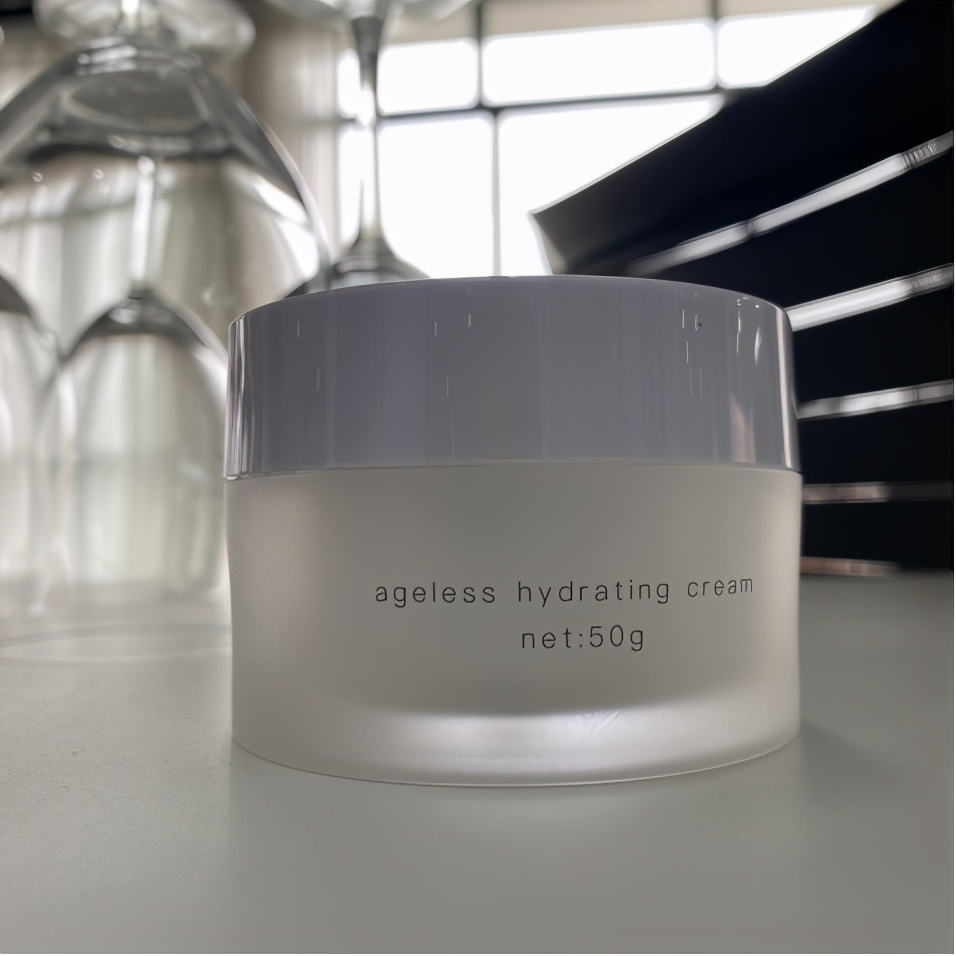 蒂尔菲娜流金岁月护肤品使用顺序,蒂尔菲娜流金岁月面霜可以抗老吗