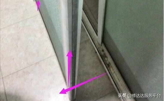 阳台推拉门推不动可以上油吗,阳台推拉门推不动怎么解决