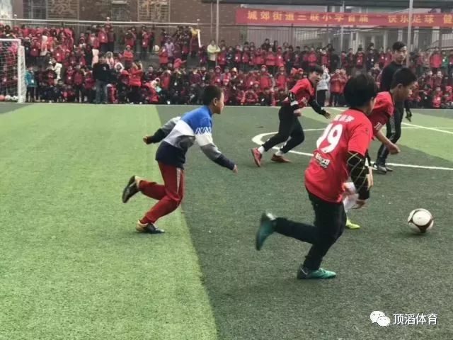 2022国际足坛发生的事,论中国足球的现状与未来论文