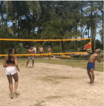 内马尔足球场上秀球技,内马尔炫球技视频