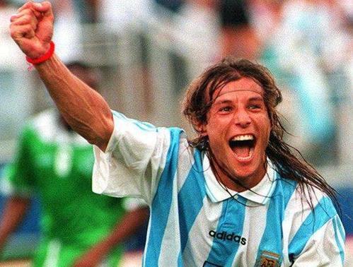 杰拉德天下足球十佳球,杰拉德兰帕德哈维伊涅斯塔