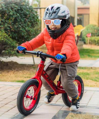 宝宝磕掉乳牙还能再长吗,宝宝磕掉牙会长出来吗